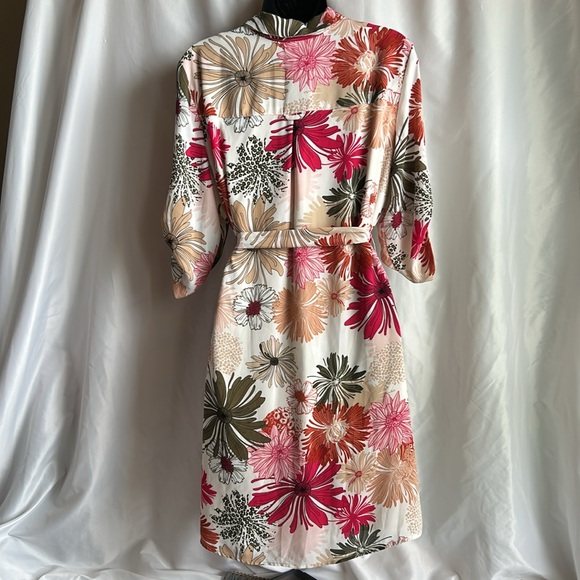 New York & Company Floral 3/4 Sleeves Dress Size Medium - Picture 3 of 13